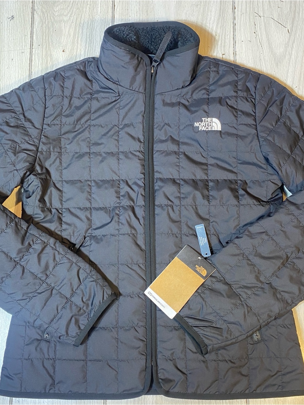 NWT The North Face Women’s Circular Design Quilted Sherpa Collar Jacket Size XS